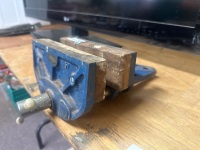 RECORD 57 Bench vise - 7in - 5