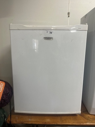 LEMAIR bar fridge