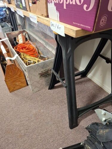 Polyurethane trestle stands with 30mm timber top