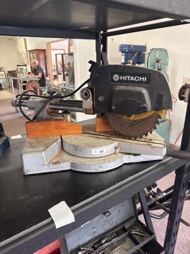 HITACHI timber slide saw