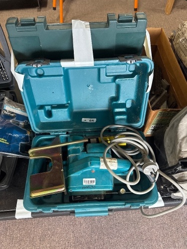 MAKITA electric wood plane