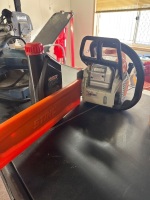 STIHL MS180 chainsaw with 16in bar - as new - 2