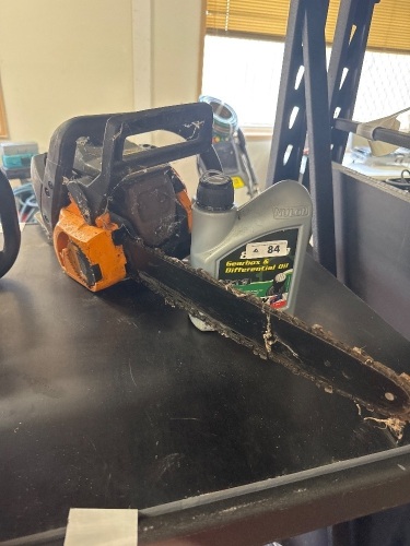McCulloch M3816 chainsaw with 16in bar
