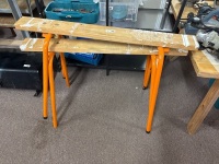 Foldable saw horses