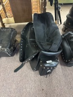 Leather motorcycle bag with liner
