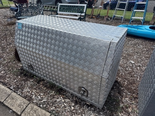 Aluminium tradies tool box - 1480 x 600 x 820mm