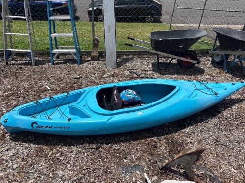SEAK Hybred kayak with paddle and helmet