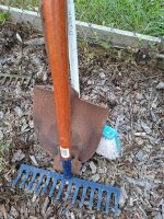 Assorted garden tools - 2