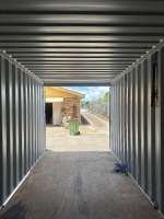 20ft shipping container - good to excellent condition - 9