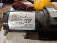 12V winch - as new - 3