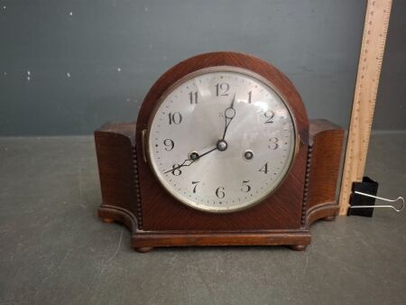 Vintage Wooden Mantle Clock