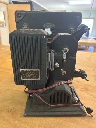 Antique Kodascope Eight Model 80 Eastman Kodak Co
