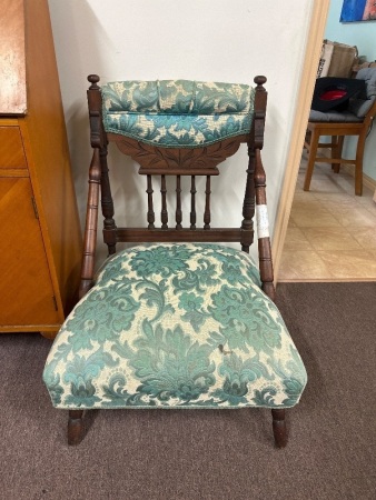 Antique Victorian Style Decorative Chair