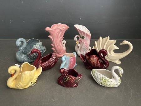 Large Lot of Vintage Iridescent and Colourful Swan Decor Figurines&nbsp;