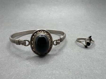 Sterling Silver and Onyx Bracelet and Ring Set