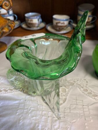 Vintage horn of plenty vase