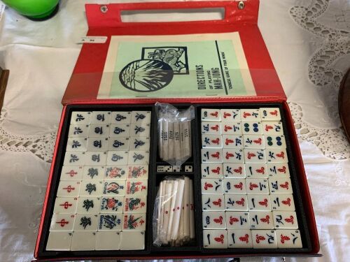 Mahjong set