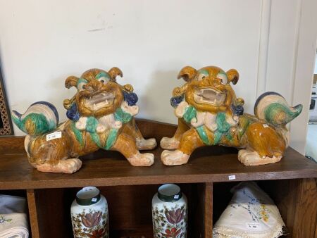 Foo Dogs pair