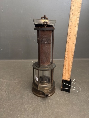 Marked Brass Old Miner Aberdare 22 Safety Lamp