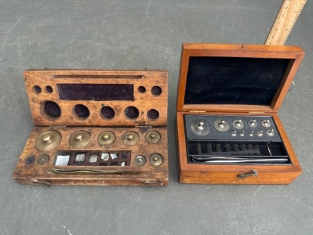 2x Boxed Jewellery/Gold Weight Sets