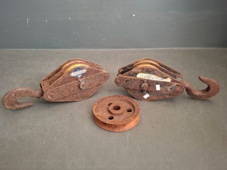 2x Vintage Steel Pulleys
