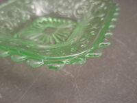 5x Uranium Glass Saucers - 5