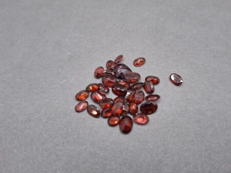 20 Carats GARNET Gemstones