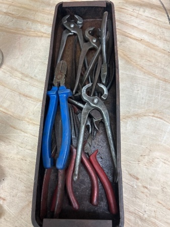 Assorted Pincers, Side Cutters etc.