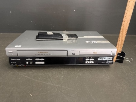 Panasonic DVD & VHS player NV-VP33