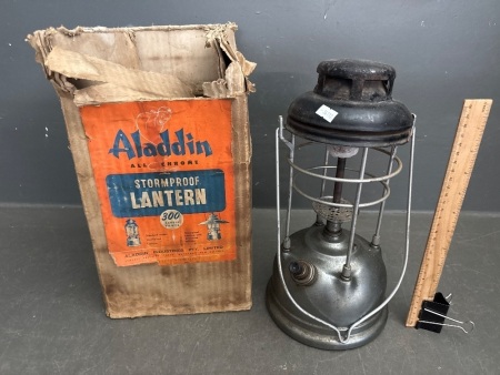 Vintage Aladdin Stormproof Lantern