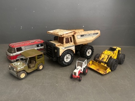 Metal Tonka Truck & Digger, Buddy L & Armoured Car Savings Bank