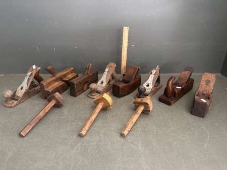 Various Vintage Wood Planes