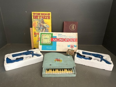 Mixed Games Lot inc. SEGA Guns, Monopoly, Scrabble, Toy Piano