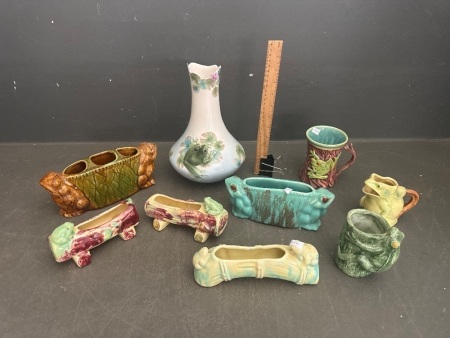 Vintage Frog Themed Decorator Items