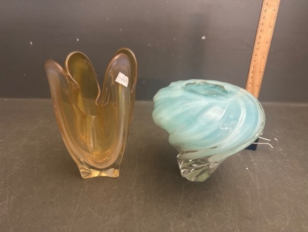 2 Pieces of Art Glass