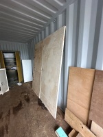 2x Skinned Doors app 820 x 2040 - 2