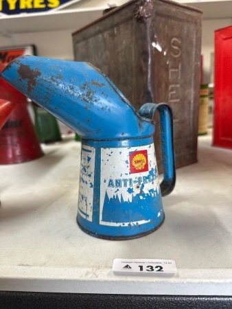 Shell Anti Freeze Pourer