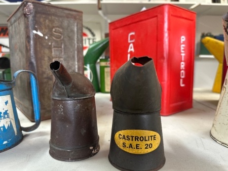 2 Small Oil Pourers