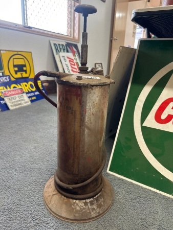Vintage Redex Oil Additive Additive Dispenser