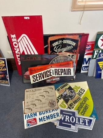 Large Selection of Mixed Garagenalia signs