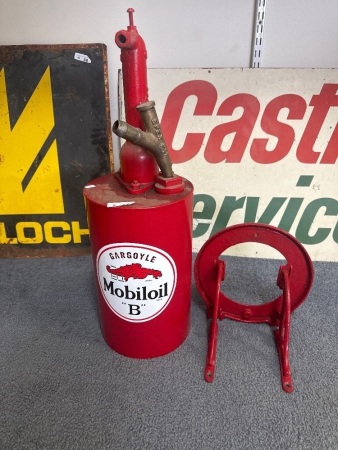 Gargoyle Mobiloil B dispenser