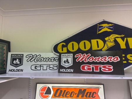 2 Holden Monaro GTS Signs