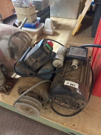 2 x Motomax Single Phase 240v Planer