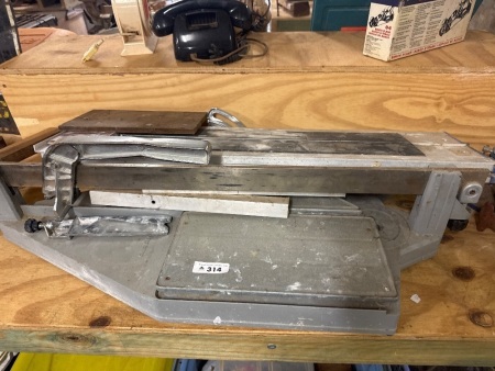 Tile Cutter plus Parts