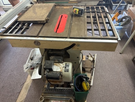 Hafco Woodmaster Bench Saw - Single Phase - 3 HP Motor with Accessories