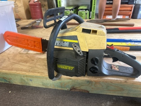 McCULLOCH Titan 57 Chainsaw with Operators Manual