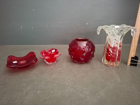 4 Pieces of Japanese Art Glass