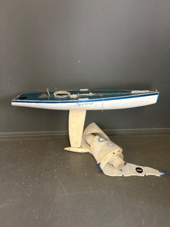 Vintage Toy Sailing Boat AUS 108 Spectra with Sails