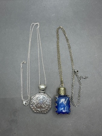 2x Vintage Perfume Bottles