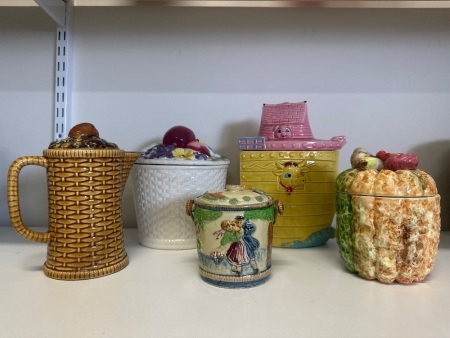 5x Country Style Ceramic Jars